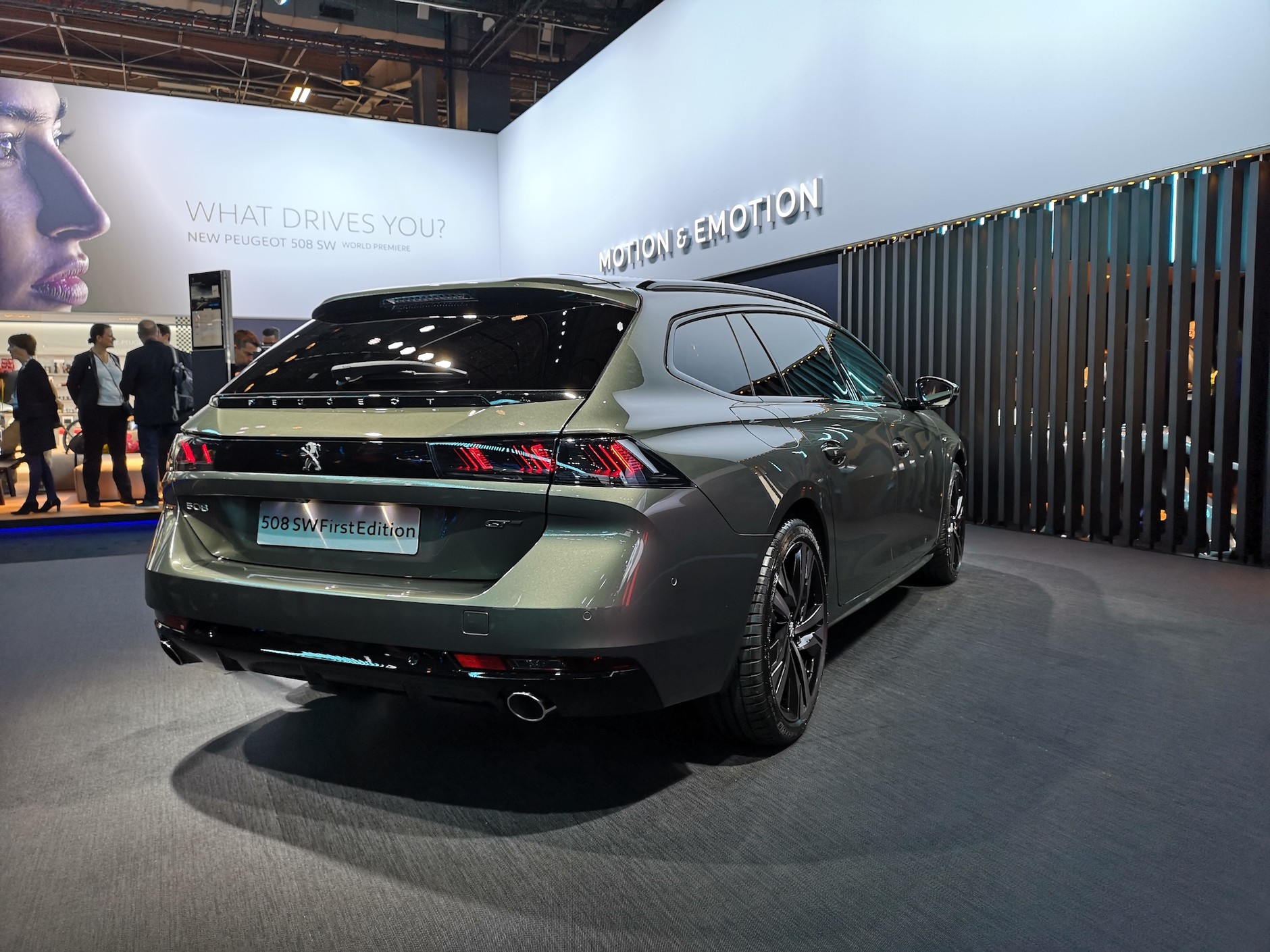 Peugeot na salonie w Paryżu