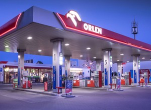 Liczba stacji paliw w Polsce na tym samym poziomie. Najwięcej jest niezależnych punktów