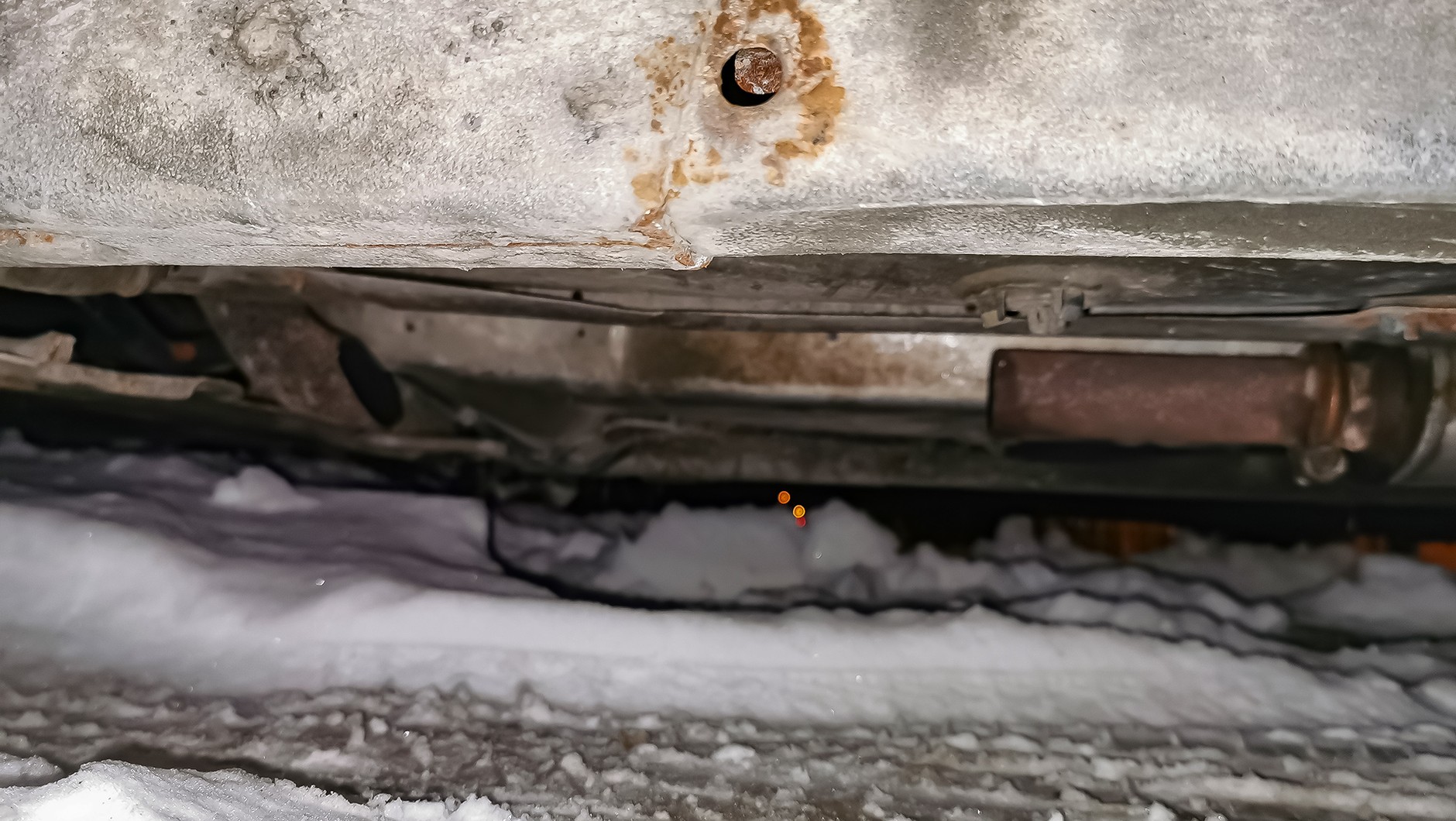 Wycięty katalizator w Peugeocie 406