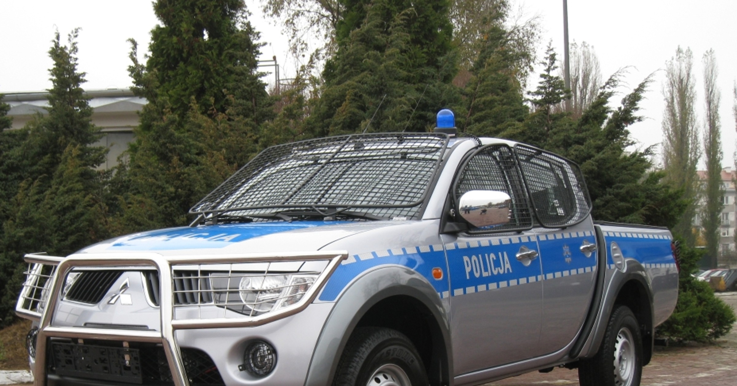 Mitsubishi L200 - Nowy wóz dla polskiej policji