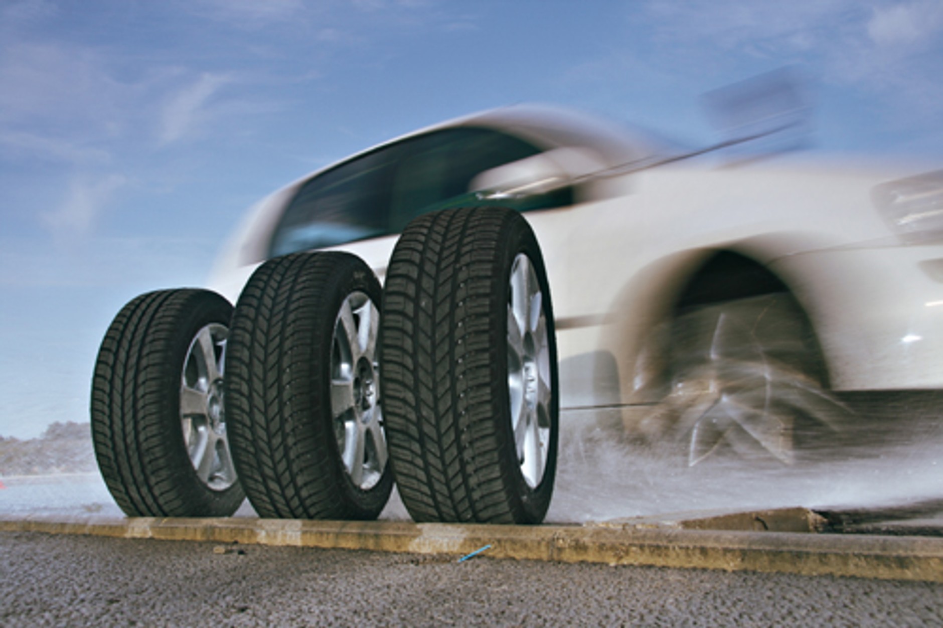 GoodYear OptiGrip - Pierwsza opona o trzech życiach