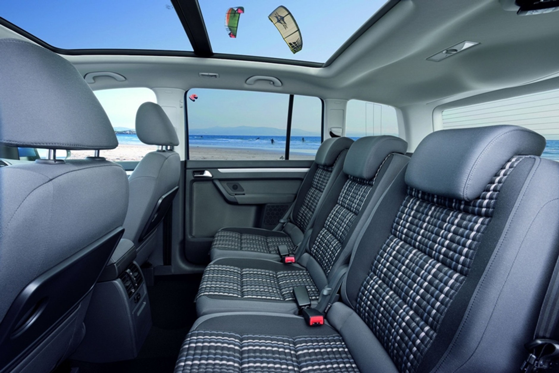 Volkswagen CrossTouran - właściwie dla kogo on jest?