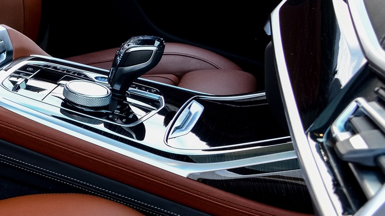 BMW X7 1 generacja 2019 rok