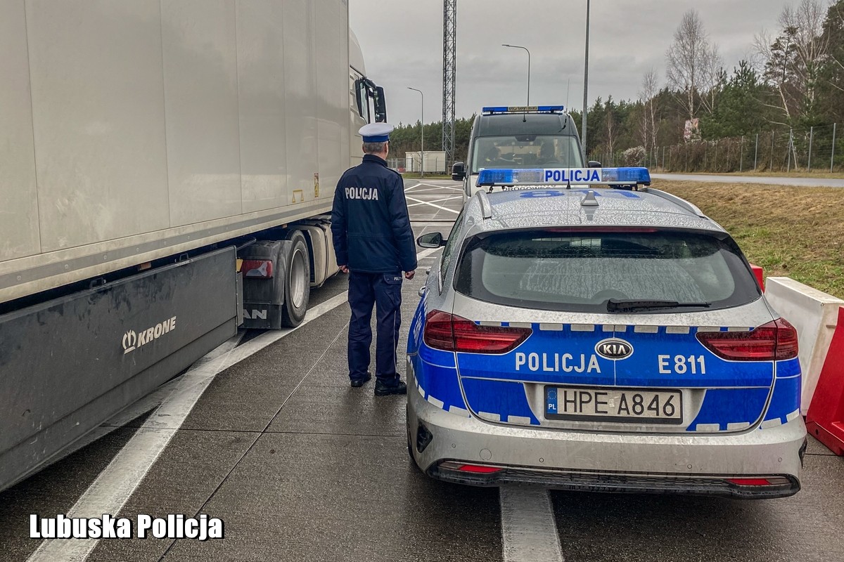 Policja łapała kierowców na A2 dronami