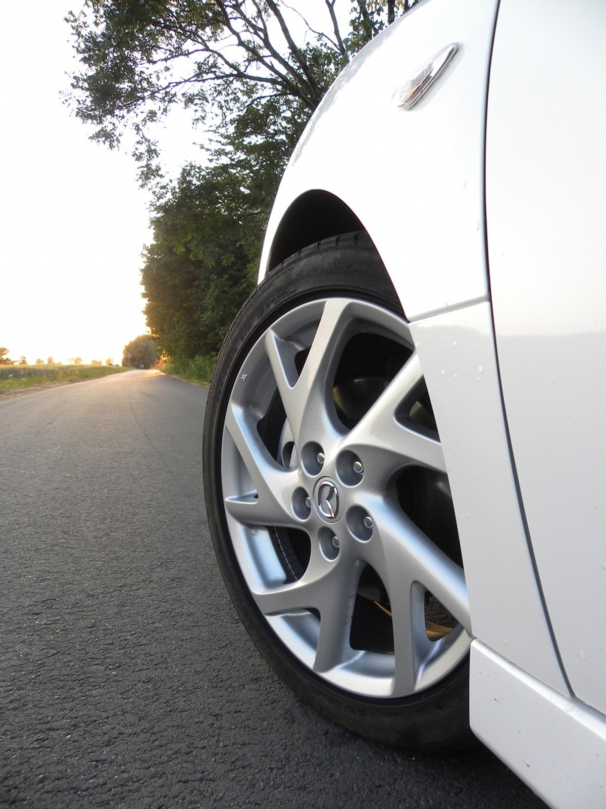 Mazda 6: czy jeździ tak dobrze, jak wygląda?