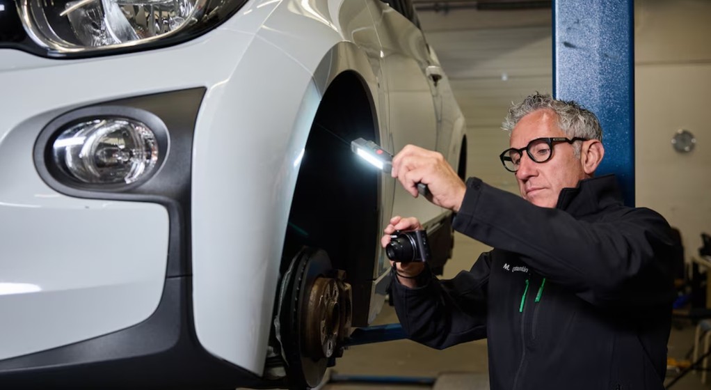 BMW i3 podczas inspekcji