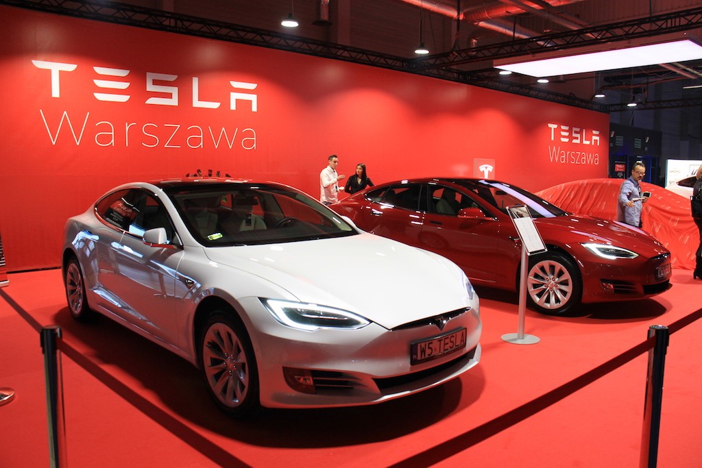 Tesla S