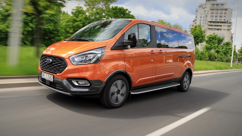 Ford Tourneo Custom Active 2.0 EcoBlue 2021