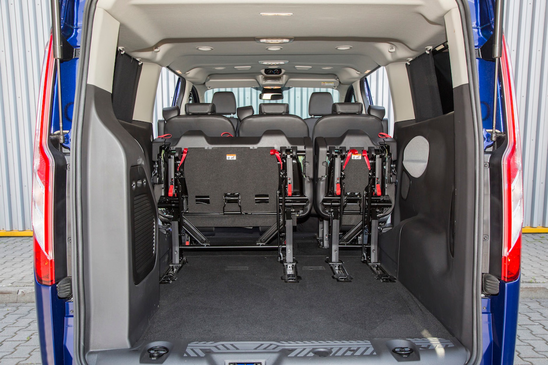 Ford Tourneo Custom 2.0 TDCi Sport