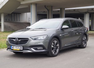 Opel Insignia Country Tourer – czy to najlepsza wersja modelu Insignia? – TEST