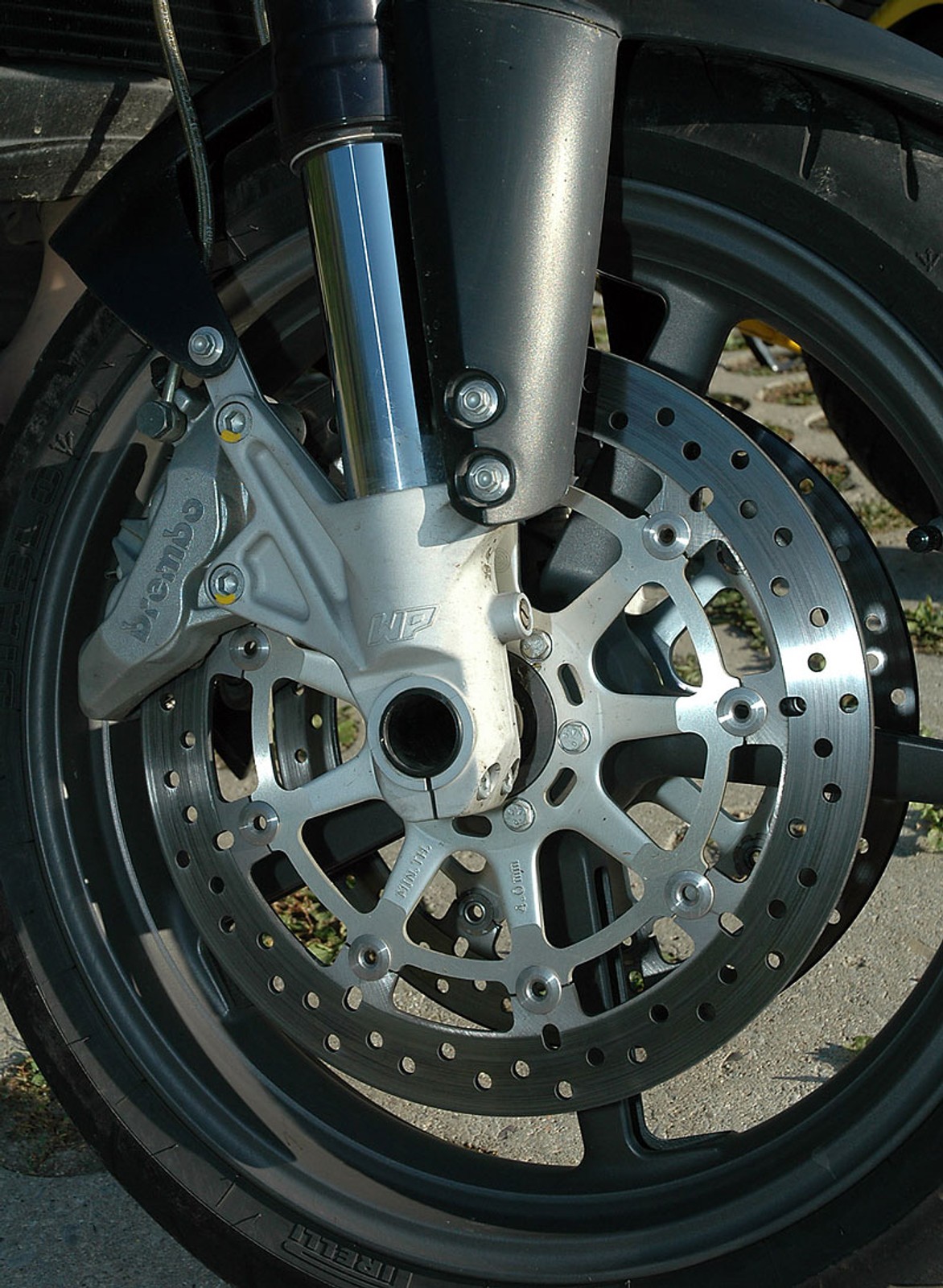 KTM 990 SuperDuke vs. Yamaha FZ1 (test porównawczy)