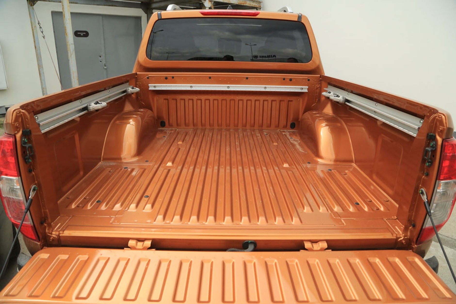 Crossover wśród pikapów - test Nissana Navara Double Cab dCi 190