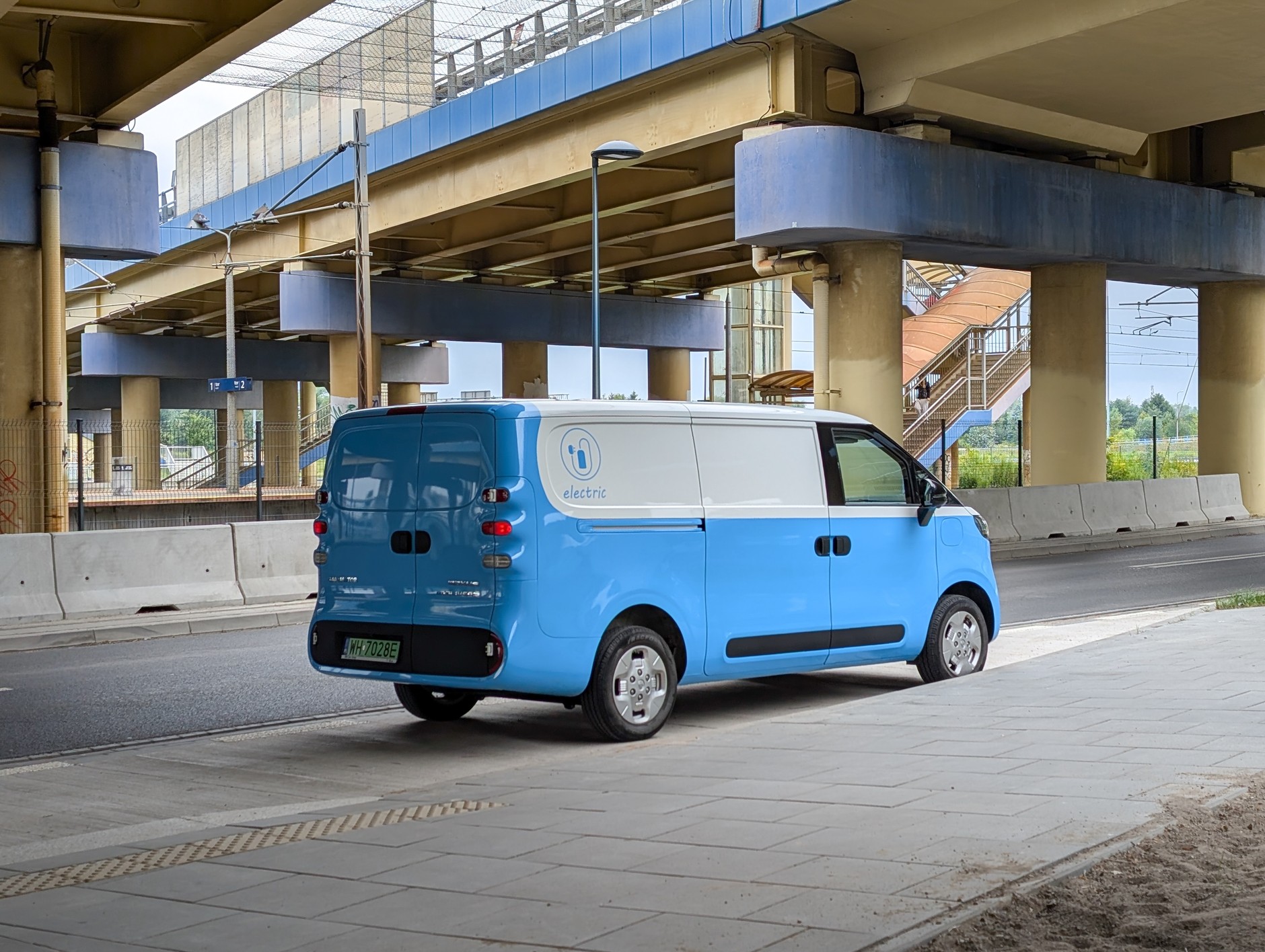 Maxus e-Deliver 5 Furgon L1H1