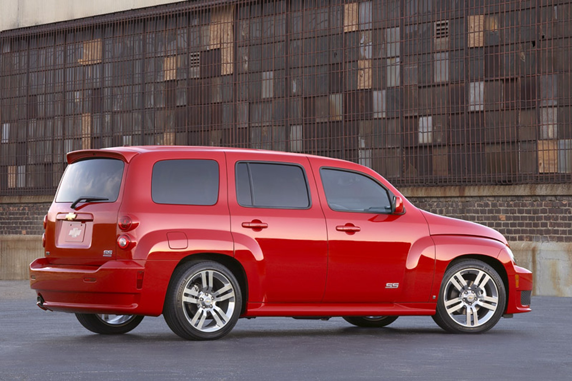 Chevrolet HHR SS: oficjalne informacje o ostrym modelu na rok 2008