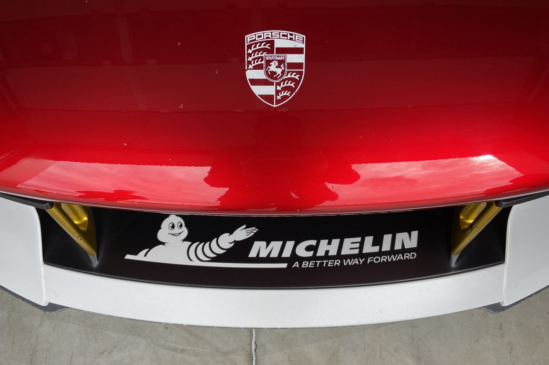 Porsche Mission R