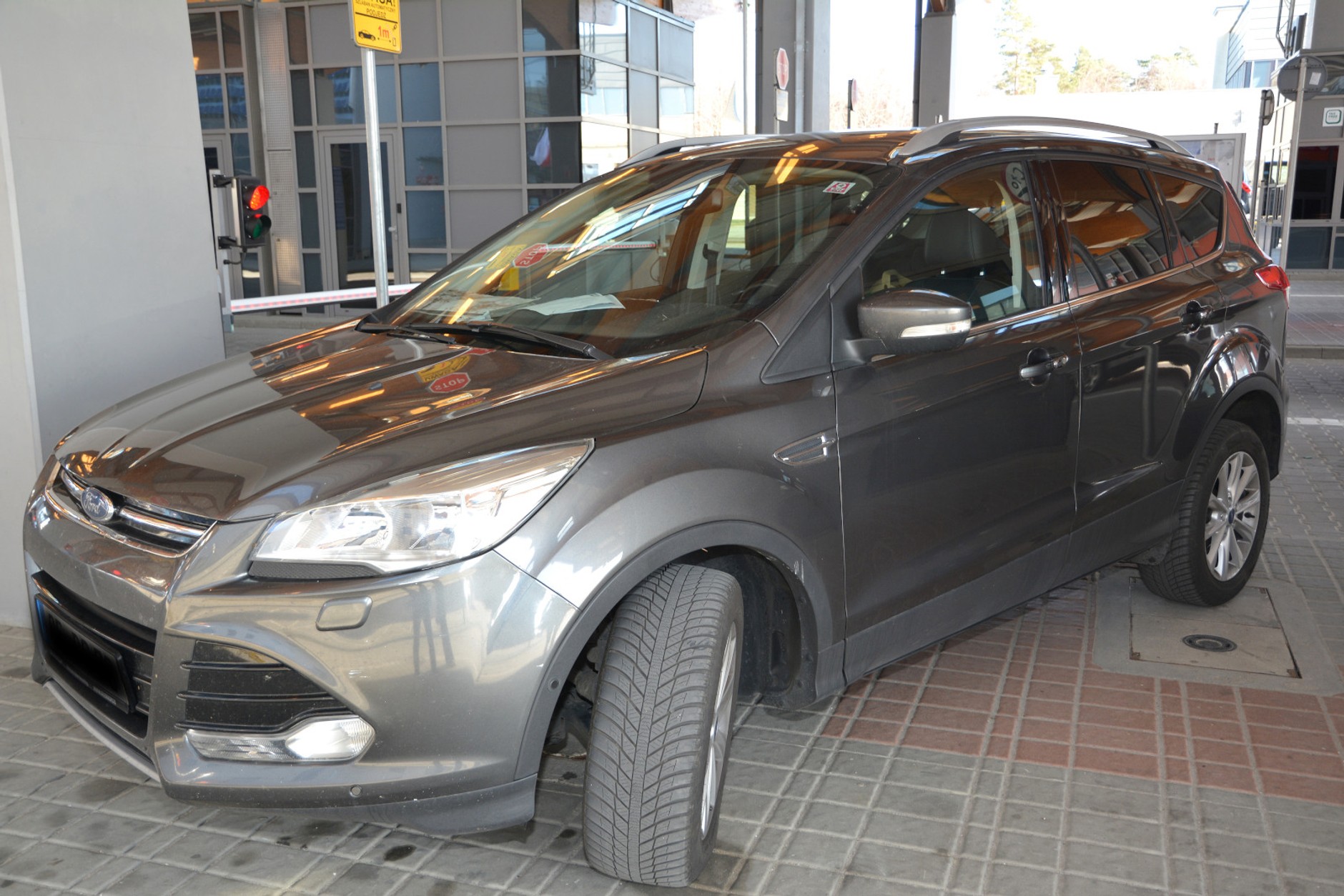 Poszukiwany Ford Kuga zatrzymany na granicy