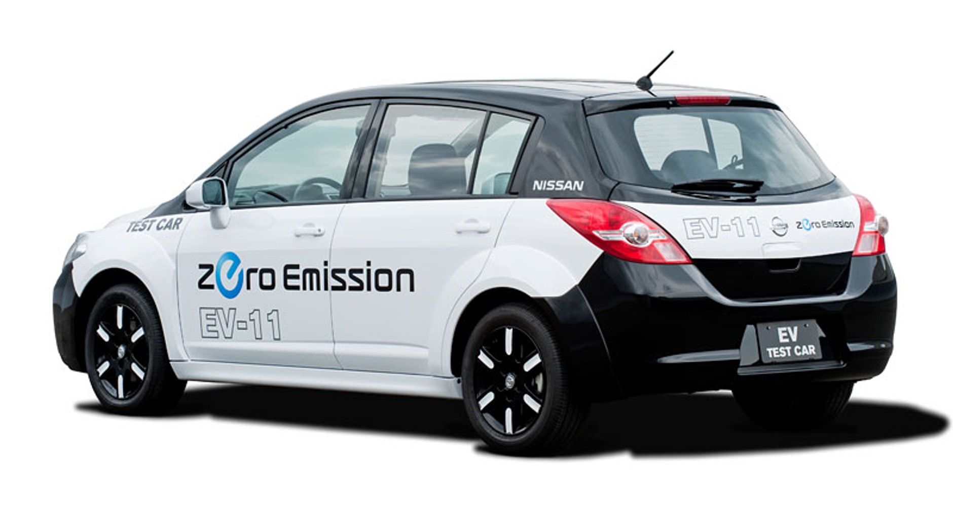 Nissan EV-11: Tiida jako elektromobil na každodenní použití