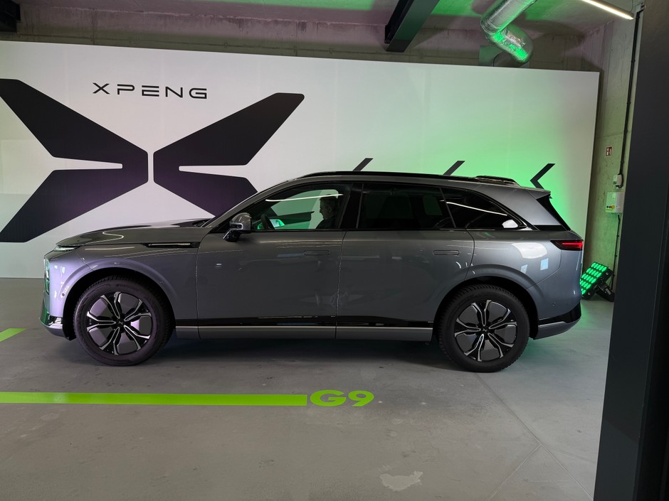 XPeng G9