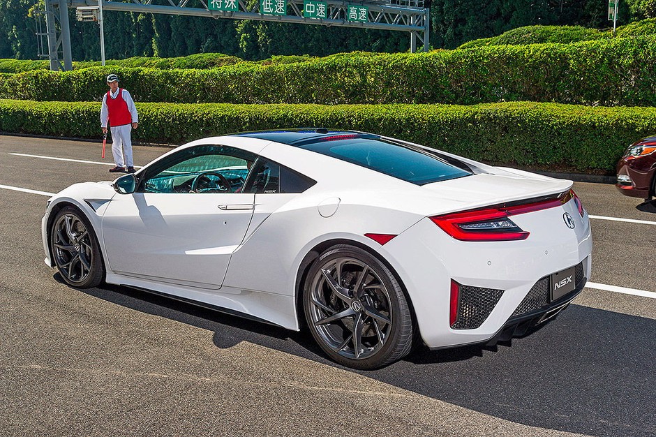 Honda odpala hybrydową rakietę - wielki powrót Hondy NSX