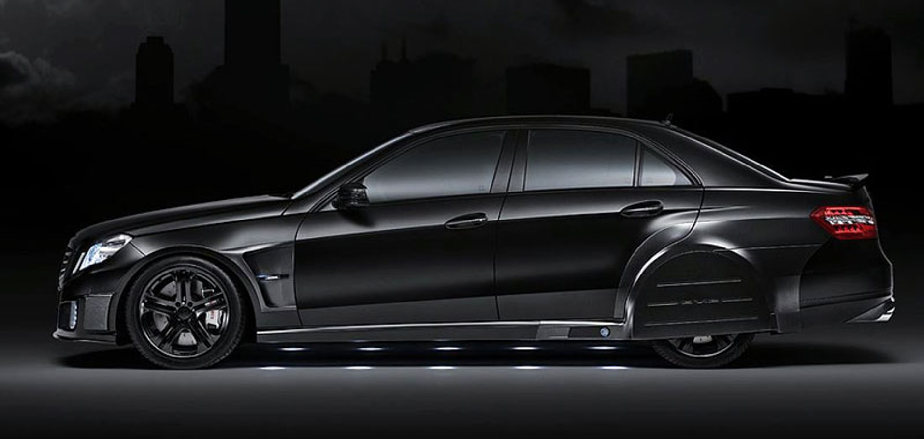 Brabus E V12 – najszybsza limuzyna świata