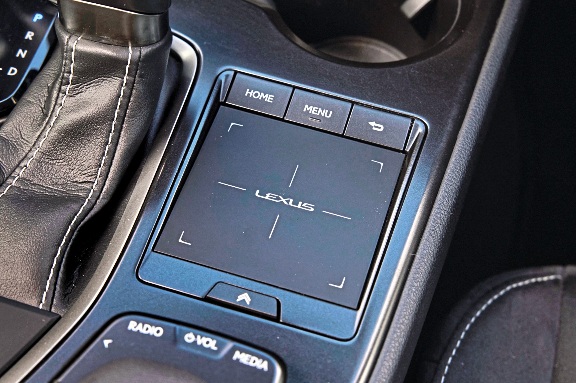 Lexus UX 250h