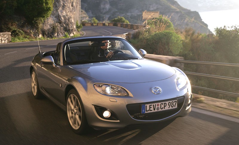 Mazda MX-5 Roadster Coupé: przyjemność przez 365 dni w roku