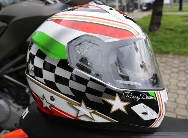 ISPIDO Race SV - sensowny kask integralny w świetnej cenie