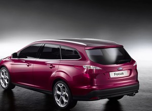 Genewa 2010: Ford Focus - światowa premiera modelu kombi, europejska modelu pięciodrzwiowego (galeria)