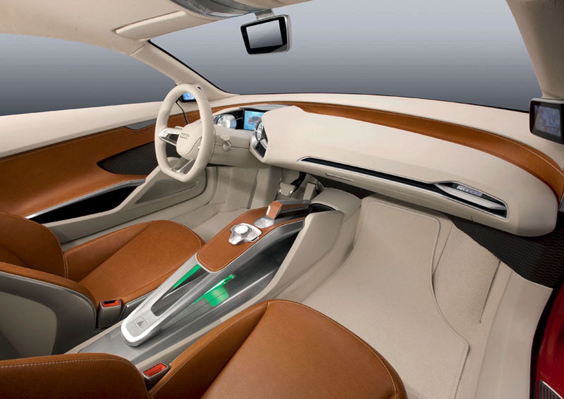 Audi e-tron: w sprzedaży od 2012