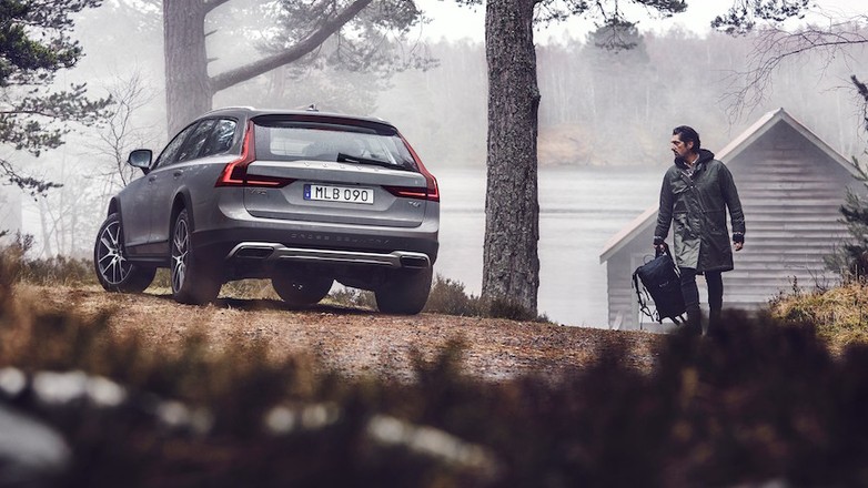 Volvo V90 Cross Country