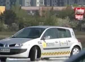 Auto Świat TV - Relacja ze szkolenia w Szkole Jazdy Renault