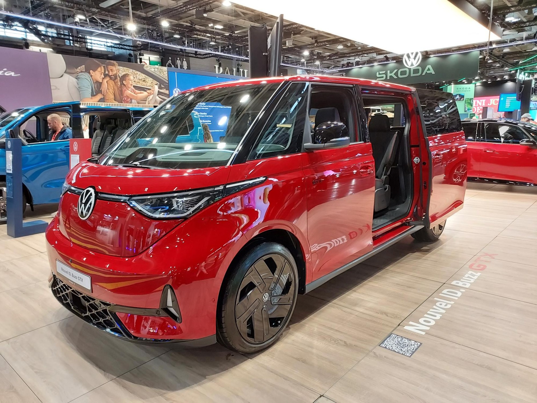 Salon samochodowy w Paryżu 2024