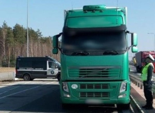 "Trzeźwy poranek" nie taki trzeźwy. Jeden z kierowców dodatkowo miał zatrzymane prawo jazdy