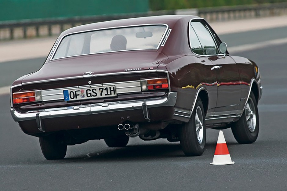 Opel Commodore A GS/E - muskuły i bufonada