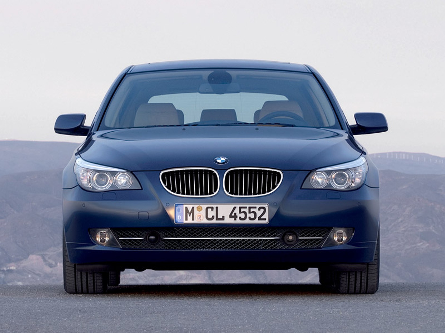 BMW: 5 mln pięciu generacji serii 5