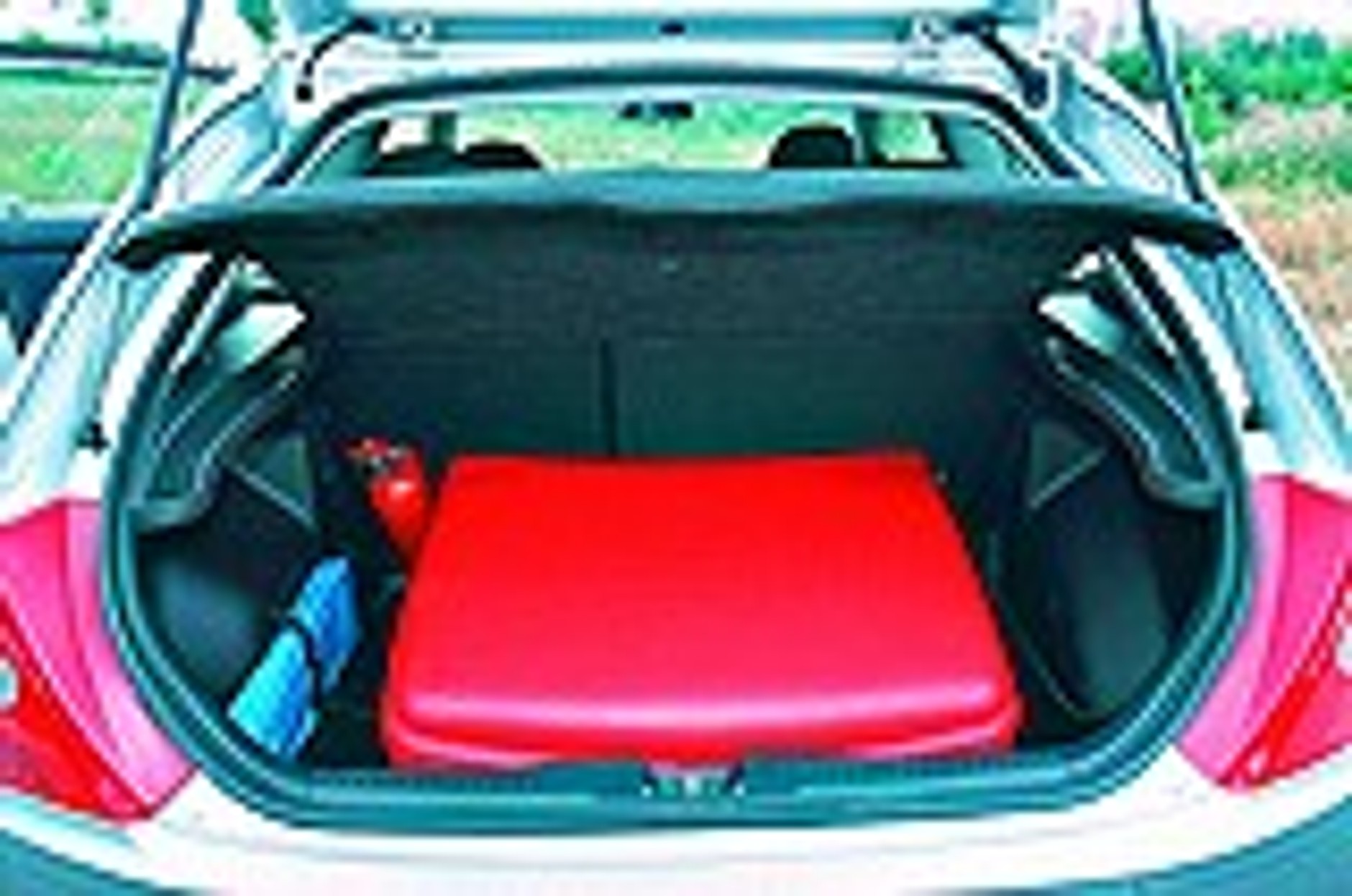 Nieco szybsze kompakty