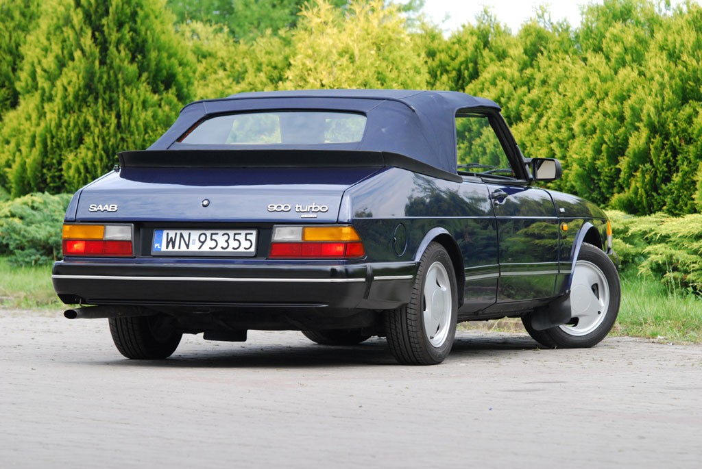Saab 900 Cabrio: Krokodyl się nie starzeje