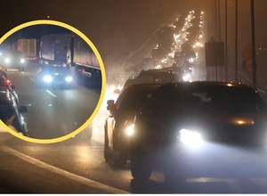 Nie chcieli stać w korku. Wjechali pod prąd w korytarz życia [WIDEO]
