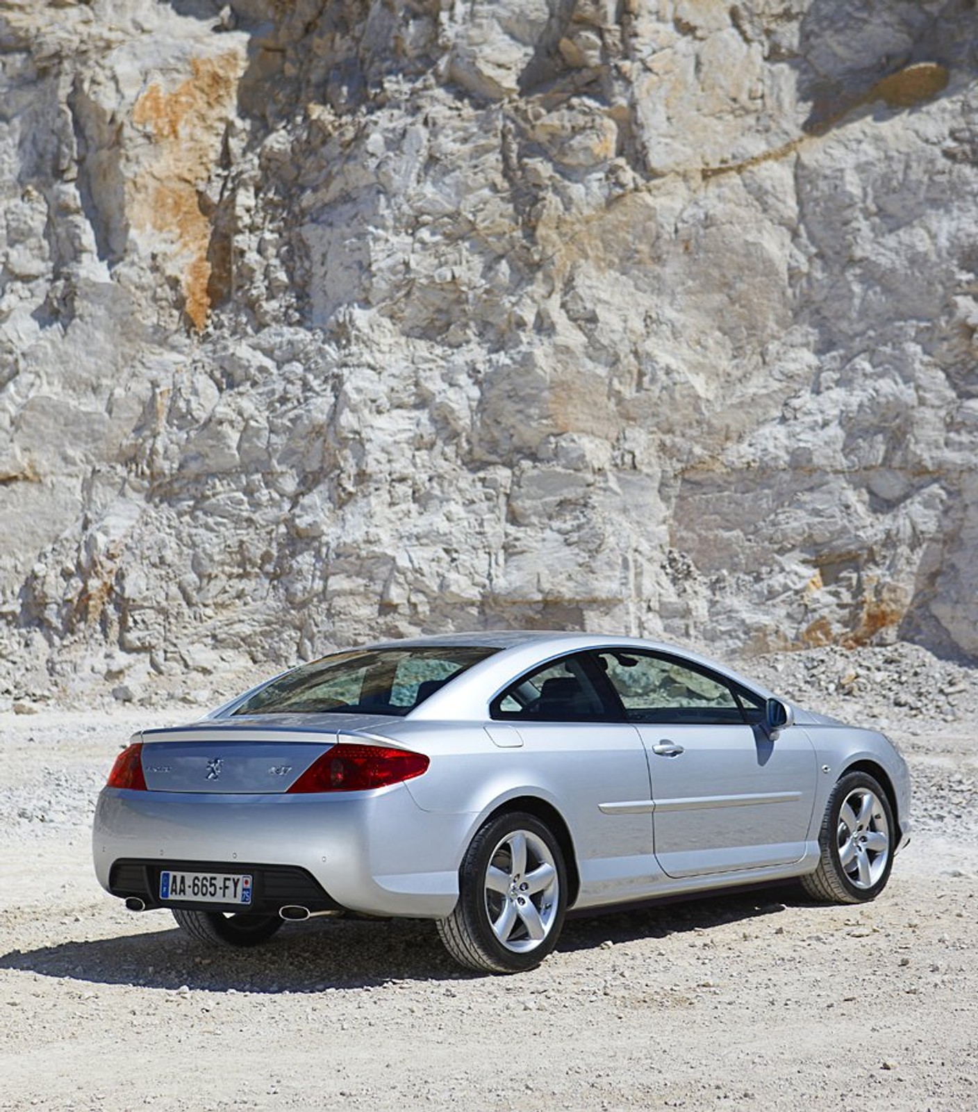 Peugeot 407 Coupé 3,0 V6 HDi: najmocniejszy seryjny Peugeot