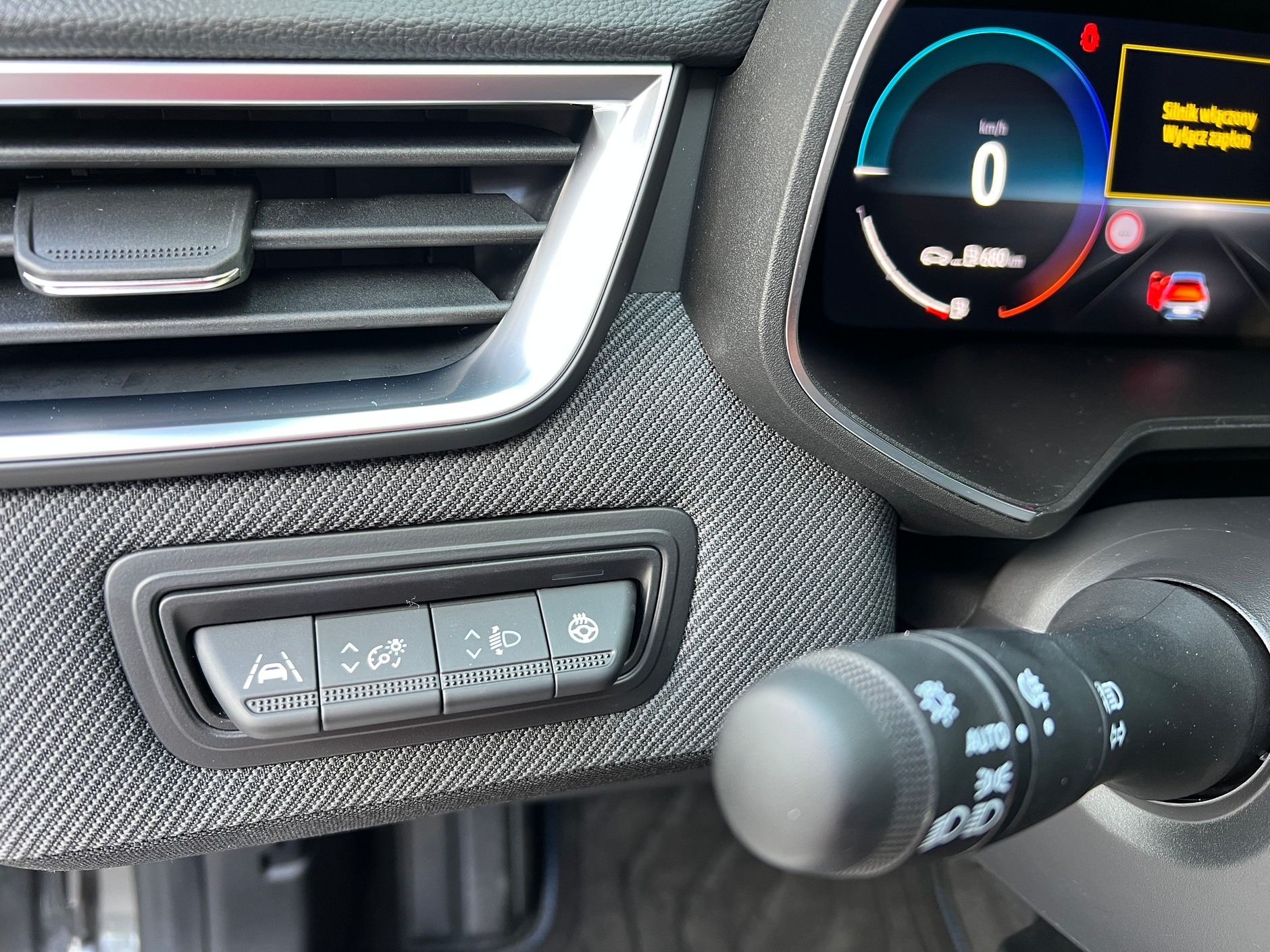 Renault Clio 2023 po liftingu