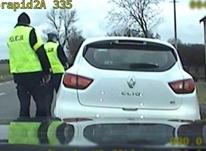 Spieszył się do "chorej babci". Gdyby jechał wolniej, dotarłby szybciej
