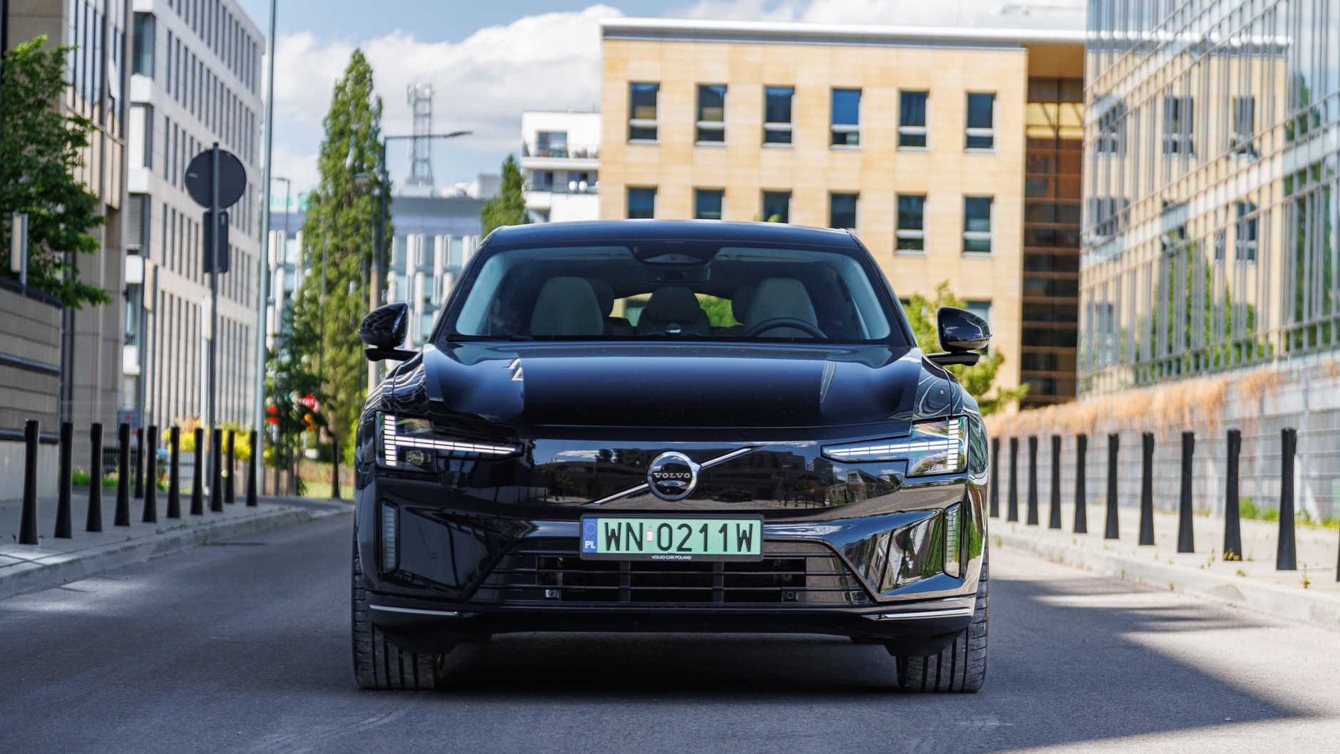 Volvo ES90