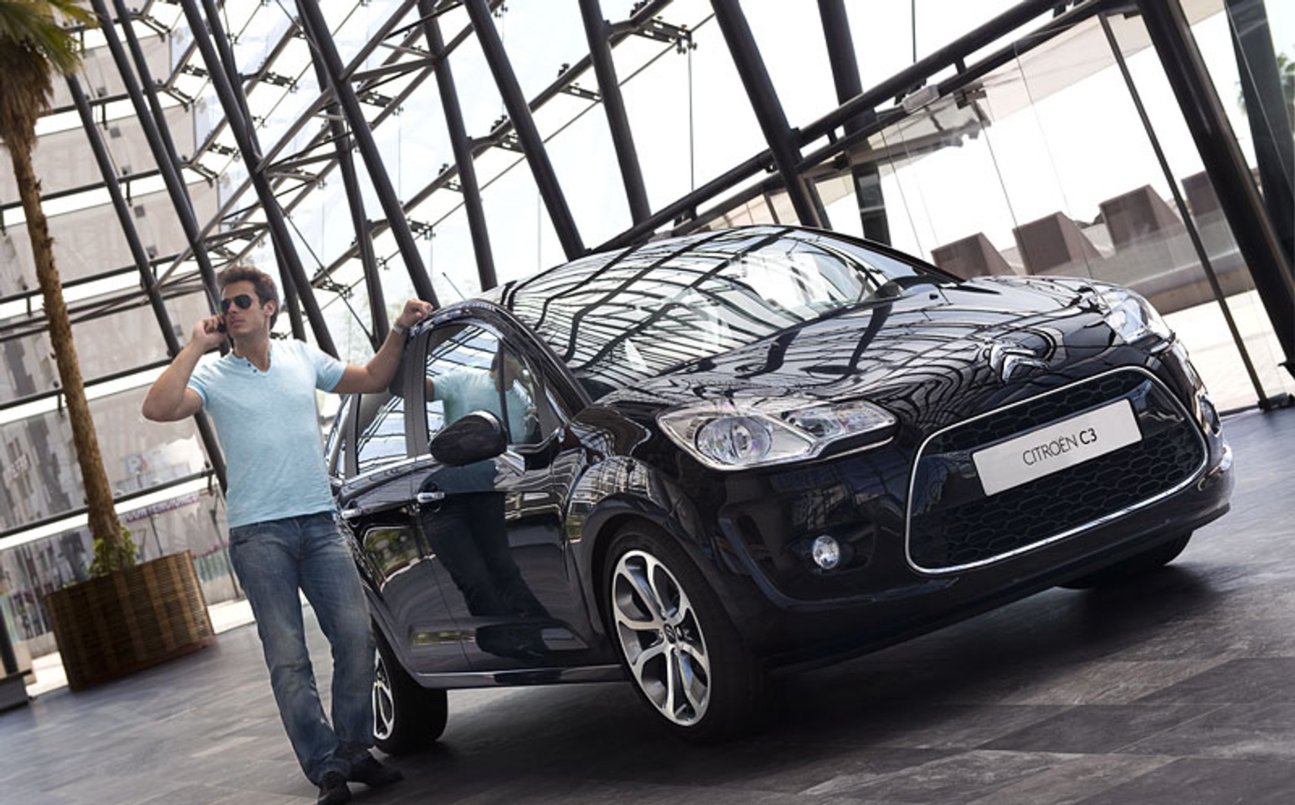 IAA Frankfurt 2009: Citroën C3 – pierwsze wrażenia (fotogaleria)