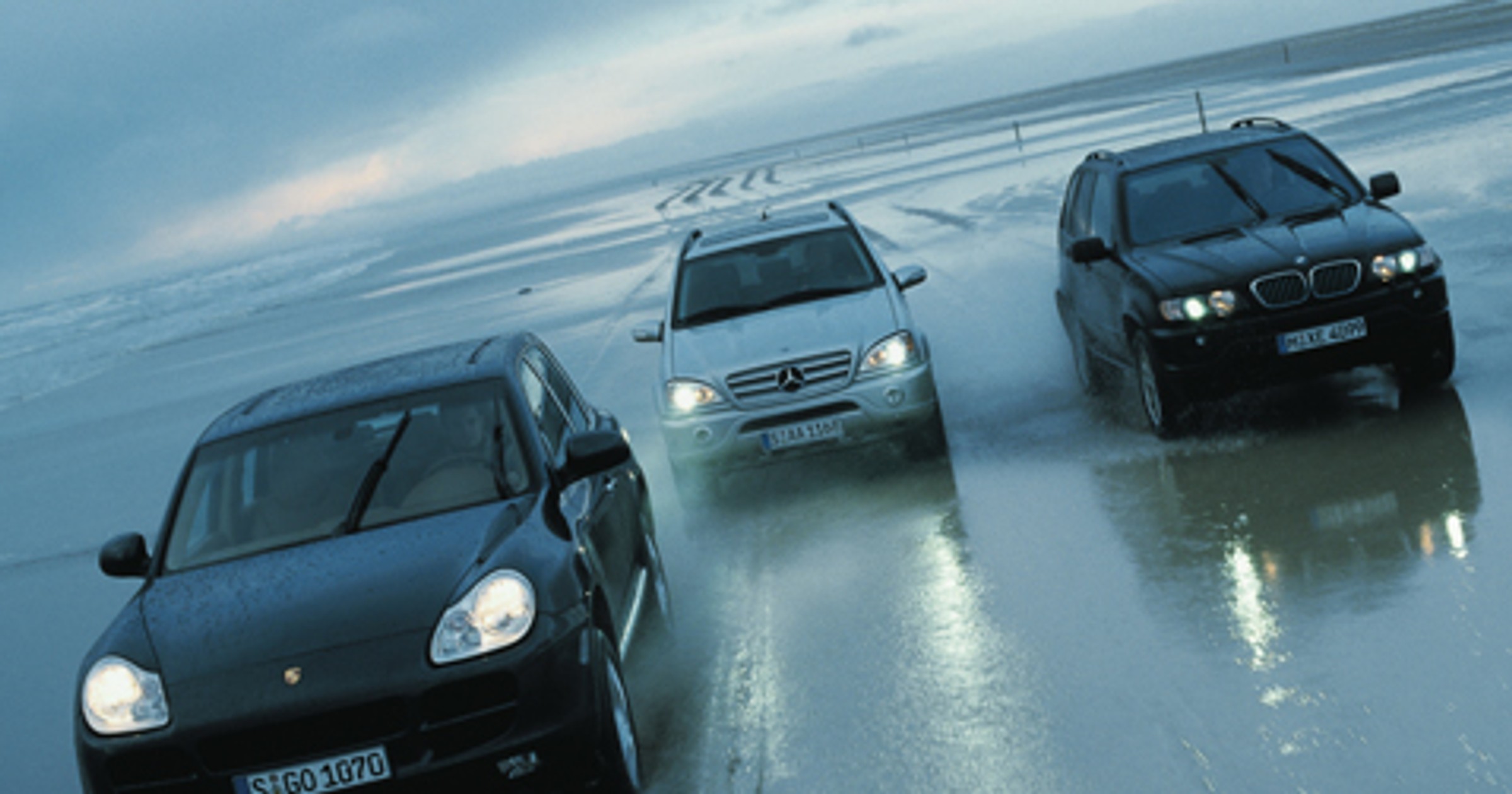 Porsche Ceyennne S kontra Mercedes ML 55 AMG i BMW X5 4.6is - strarcie terenówek dla bogatych