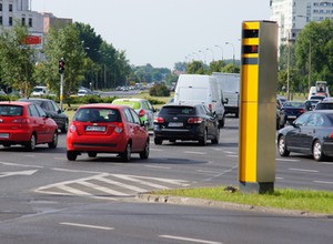 Zasady pomiarów prędkości naruszają prawa kierowców. RPO apeluje do ministra