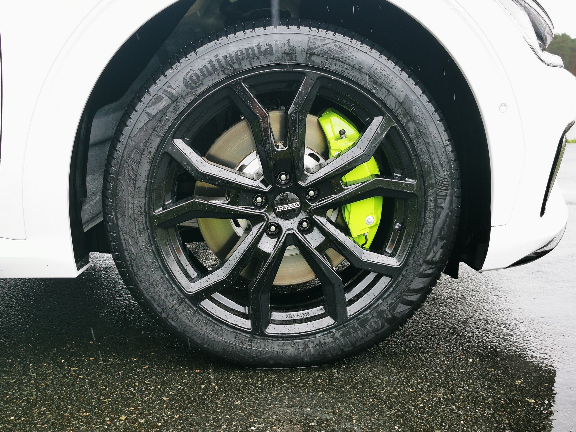 Opona Continental UltraContact NXT