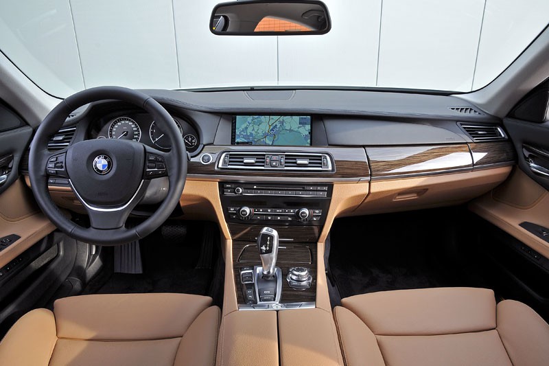BMW 750iL i BMW 730d – pierwsze wrażenia z jazdy