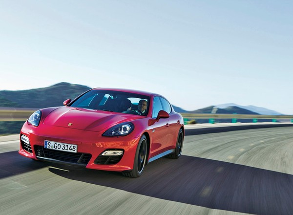 Porsche Panamera GTS: atletyczny wariant sportowej limuzyny