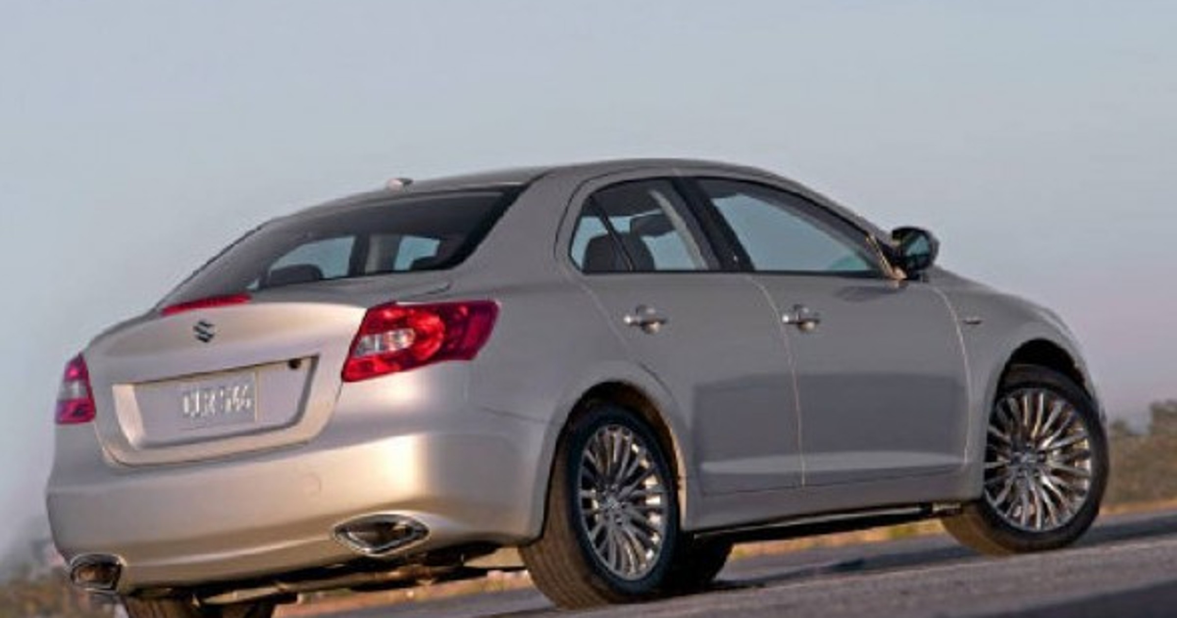 Suzuki Kizashi: a jednak trafi do Europy!