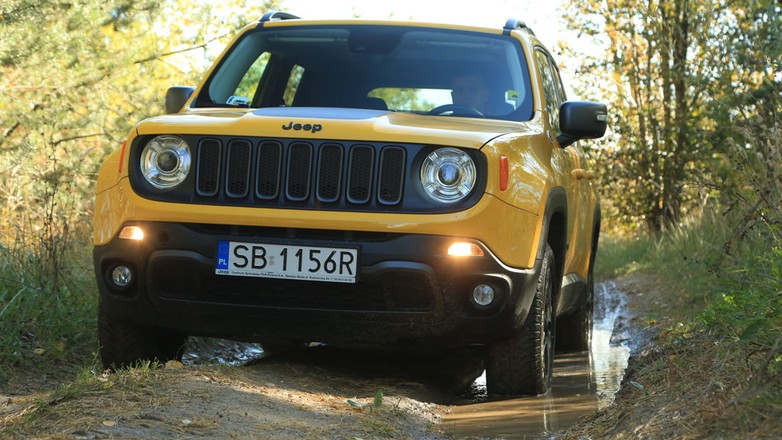Jeep Renegade 4x4 1.4 kontra Jeep Renegade  2.0 Trailhawk - rodzinna potyczka
